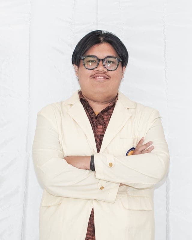 Potret Albertho Godwin Erary